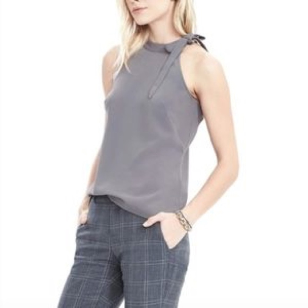 Banana Republic Sleeveless Neck Tie Bow Blouse